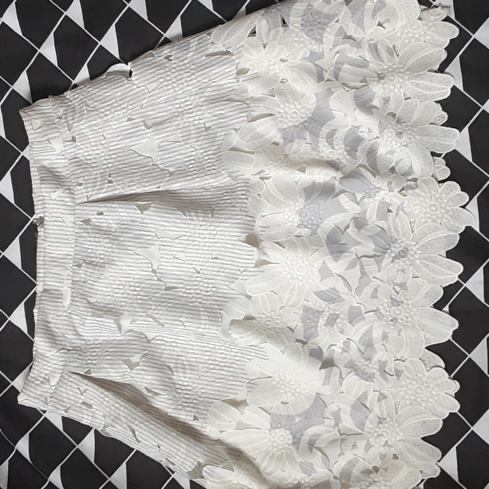 BEAUTIFULLY COUTURE  GRAY AND CREAM FLORAL SKIRT, CUT OUT, ASYMMETRICAL, LARGE